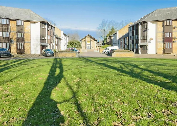 Manor Place Apartment Thamesmead